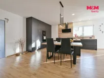 Prodej rodinného domu, Valy, Pod Lesem, 114 m2