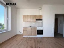 Pronájem bytu 1+kk, Velký Osek, U hřiště, 38 m2