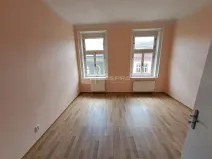 Pronájem bytu 1+kk, Praha - Žižkov, Vlkova, 28 m2