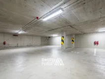 Pronájem garážového stání, Liberec, Tovární, 15 m2