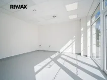 Pronájem ordinace, Milovice, Spojovací, 41 m2
