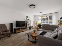 Prodej bytu 3+1, Litomyšl, Komenského nám., 82 m2