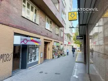 Pronájem bytu 1+kk, Praha - Karlín, Thámova, 24 m2