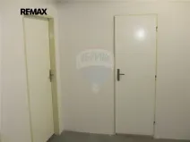 Pronájem skladu, Praha - Smíchov, Randova, 16 m2