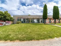 Pronájem obchodního prostoru, Karviná, tř. Těreškovové, 142 m2