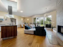 Prodej rodinného domu, Trnová, 214 m2
