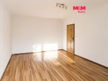 Pronájem bytu 1+1, Chomutov, Holešická, 36 m2