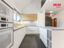 Prodej komerční nemovitosti, Luhačovice, Masarykova, 180 m2