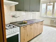 Prodej bytu 2+1, Louny, nám. Petra Obrovce, 65 m2