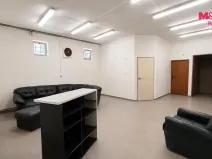 Pronájem obchodního prostoru, Louny, Pražská, 170 m2