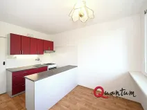 Pronájem bytu 3+1, Praha - Prosek, Veltruská, 60 m2