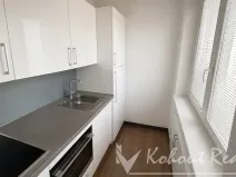 Pronájem bytu 2+kk, Praha - Vršovice, Bulharská, 31 m2