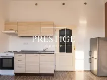 Pronájem bytu 1+kk, Praha - Holešovice, Veletržní, 35 m2