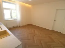 Pronájem bytu 2+kk, Praha - Žižkov, Jeseniova, 51 m2