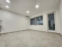 Pronájem bytu 2+kk, Zlín, K Luhám, 47 m2