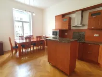 Pronájem bytu 3+1, Praha, Italská, 112 m2
