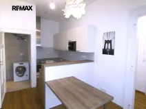 Pronájem bytu 2+kk, Praha - Smíchov, Staropramenná, 40 m2