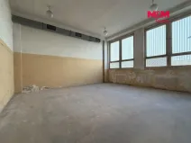 Pronájem skladu, Buštěhrad, Třinecká, 996 m2