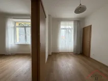 Pronájem bytu 2+kk, Praha - Břevnov, Bělohorská, 45 m2