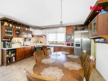Prodej rodinného domu, Praha - Újezd nad Lesy, Svojšická, 230 m2