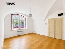 Pronájem kanceláře, Praha - Malá Strana, Karmelitská, 62 m2