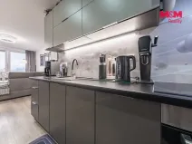 Prodej bytu 2+kk, Praha - Stodůlky, Trávníčkova, 45 m2