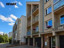 Pronájem garáže, Praha - Hlubočepy, Slivenecká, 14 m2