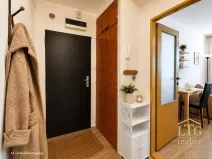 Pronájem bytu 1+kk, Dobšice, V Zahradách, 28 m2