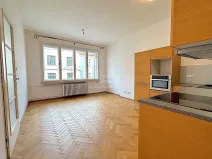 Pronájem bytu 2+kk, Praha - Holešovice, Dobrovského, 44 m2