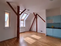 Pronájem bytu 2+kk, Praha - Žižkov, Roháčova, 60 m2