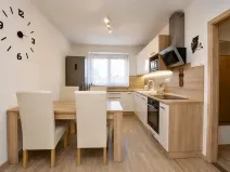 Prodej bytu 2+1, Chvaletice, Dukelská, 48 m2