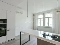 Pronájem bytu 2+kk, Praha - Vinohrady, náměstí Jiřího z Poděbrad, 56 m2