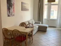 Pronájem bytu 2+kk, Praha - Karlín, Kubova, 43 m2