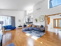 Prodej rodinného domu, Praha - Dejvice, V Šáreckém údolí, 348 m2