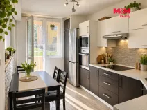 Prodej bytu 3+1, Lubenec, Pražská, 67 m2