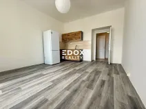 Pronájem bytu 1+kk, Praha - Strašnice, V olšinách, 30 m2
