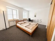 Pronájem bytu 2+kk, Hradec Králové, Malé náměstí, 98 m2