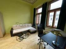 Pronájem bytu 2+kk, Hradec Králové, Komenského, 40 m2