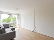 Pronájem bytu 2+kk, Praha - Kobylisy, Famfulíkova, 44 m2