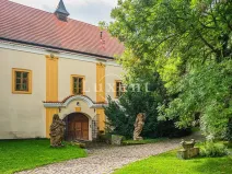 Prodej ubytování, Třebotov, U Tvrze, 2500 m2