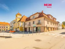 Pronájem obchodního prostoru, Votice, Komenského nám., 120 m2