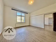 Prodej bytu 3+1, Praha - Libeň, náměstí Dr. Václava Holého, 102 m2