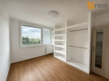 Pronájem bytu 3+1, Praha - Petrovice, Rezlerova, 73 m2