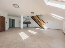 Prodej bytu 4+kk, Chrudim, Resselovo náměstí, 167 m2
