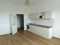 Pronájem bytu 2+1, Praha - Vysočany, Poděbradská, 77 m2