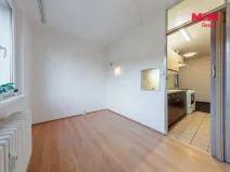 Prodej bytu 2+1, Hroznětín, Sídliště, 55 m2
