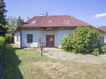 Prodej rodinného domu, Sezemice - Veská, 400 m2
