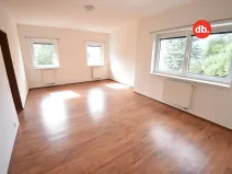Pronájem bytu 2+1, Karlovy Vary, Modenská, 56 m2