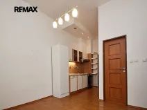 Pronájem bytu 1+1, Plzeň, Husova, 44 m2