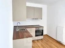 Pronájem bytu 2+kk, Roztoky, V Solníkách, 45 m2